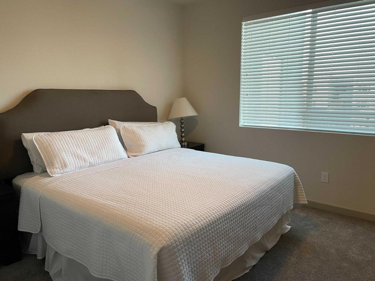 Stay Gia New Modern 1 Bedroom Apartment With Swimming Pool & Gym At Grayson Place 굿이어 외부 사진